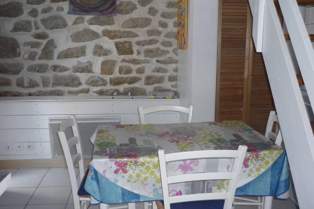 T1 Bis Duplex A 2 Pas De La Plage A Larmor-Plage Apartamento Exterior foto
